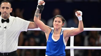 Назым Қызайбай алғашқы кездесуінде жеңіске жетті