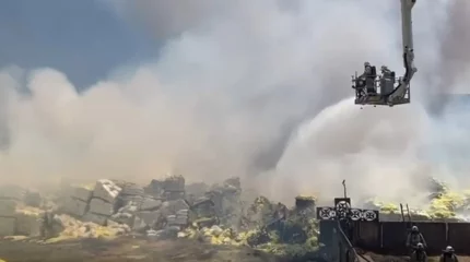 Шымкентте күкірт зауытынан өрт шықты: 10 адамды күйік шалып, уланып қалды