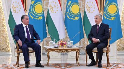 Эмомали Рахмон отметил успешное председательство Казахстана в ШОС