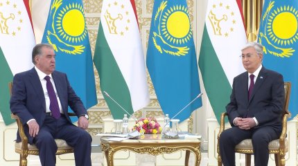 Қасым-Жомарт Тоқаев Тәжікстан Президенті Эмомали Рахмонмен кездесті