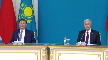 Китай всегда будет надежной опорой Казахстану, - Си Цзиньпин Токаеву