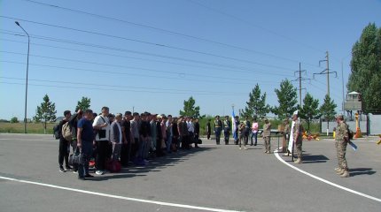 Военные сборы для 50 офицеров запаса стартовали в Астане