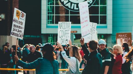 Жители Греции протестуют против шестидневной рабочей недели