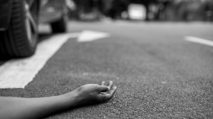 Судья қамауға алу кезінде қашып кетіп, жол апатына ұшырады