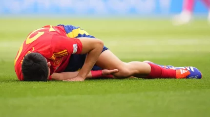Еуро-2024: испаниялық футболшы матч кезінде жарақат алып, ойынды жалғастыра алмады