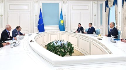 Мемлекет басшысы Жозеп Боррельмен кездесті