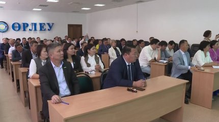 Современные методы общественных коммуникаций изучили актюбинские депутаты