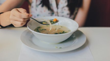 Тамақта тырнақ, шаш жүреді: Павлодарда фтизиопульмонология орталығы тексерілді