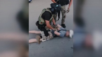 Алаяқтар қолды қылған 6 көлік иелеріне қайтарылды