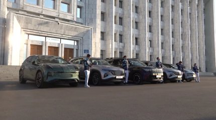 Квартиры и машины подарили призерам Олимпийских игр из Алматы