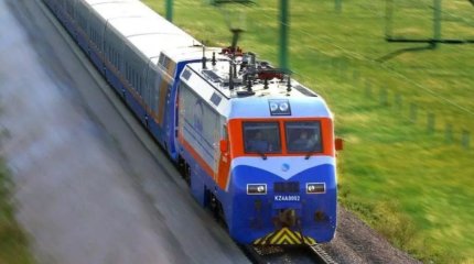 Алматыда пойыз билеттерін қымбат бағамен сатқандар ұсталды