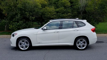 BMW ақауға байланысты 720 мыңнан астам көлікті сервиске шақырды