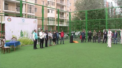 «Городская комфортная среда»: партийцы и астанчане благоустроили дворы и улицы в Астане