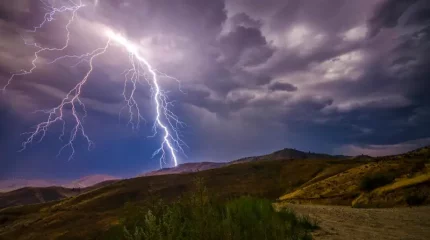 Штормовое предупреждение объявлено в 16 областях Казахстана на 27 августа