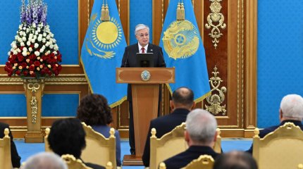 Токаев принял участие в церемонии награждения работников нефтегазовой отрасли