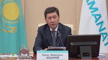 Е. Кошанов: Депутаты фракции  «AMANAT» полностью поддерживают идею главы государства о проведении референдума
