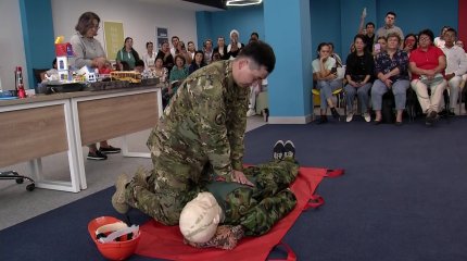 1,5 тыс. учителей и воспитателей детских садов в Алматы обучили навыкам оказания первой помощи при ЧС