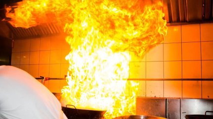 Масло загорелось в одном из кафе Алматы