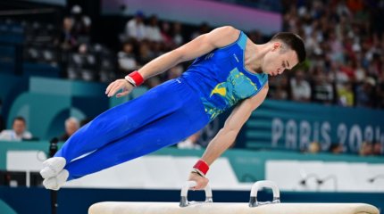 НАРИМАН КУРБАНОВ ПАРИЖ ОЛИМПИАДАСЫНЫҢ КҮМІС ЖҮЛДЕГЕРІ АТАНДЫ