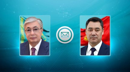 Токаев поздравил Жапарова с Днём независимости Кыргызстана