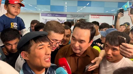 Алматылықтар олимпиада чемпиондарын ыстық ықыласпен қарсы алды