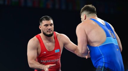 Борец Алимхан Сыздыков прошел в четвертьфинал олимпийских соревнований