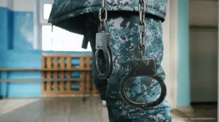 Басынан бірнеше рет балтамен ұрған: Павлодарда сот адам өлтірген тұрғынды психикалық ауру деп таныды