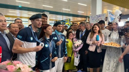 Алматыға Олимпиада жүлдегерлері оралды