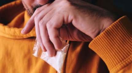 Әр орамаға 2,5 мың теңге". Есірткі жасырған қарағандылық сотталды