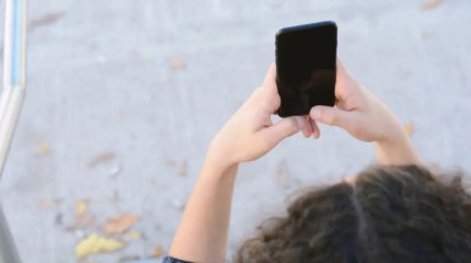 Сәтсіз селфи: Өскемен тұрғыны суретке түсемін деп көпірден құлап кетті