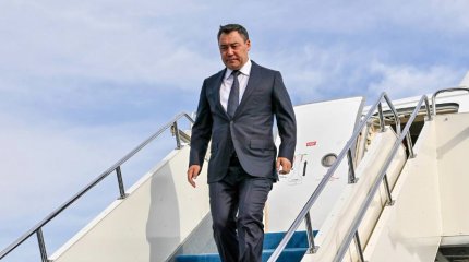 Борт Садыра Жапарова приземлился в Астане