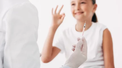 Қазақстанда қыркүйекте қыздарды папиллома инфекциясына қарсы егу басталады