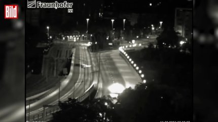 Исторический мост рухнул в Германии: кипяток хлынул из труб отопления