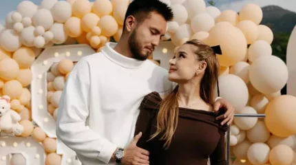 Жақында тұңғышын өмірге әкелген блогер Мерей Әбілова перзентханадан шықты