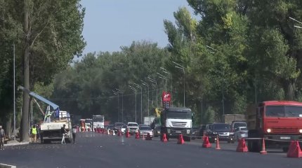 Огромные пробки на Талгарской трассе: в акимате объяснили причину скопления машин
