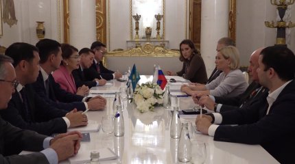 Мәдениет және ақпарат министрі Санкт-Петербургте ресейлік әріптесімен кездесті