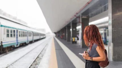 Пойызда немесе вокзалда затыңызды ұмытсаңыз не істеу керек – ҚТЖ нұсқау берді