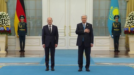 Германия канцлері Олаф Шольц Қазақстанға ресми сапармен келді