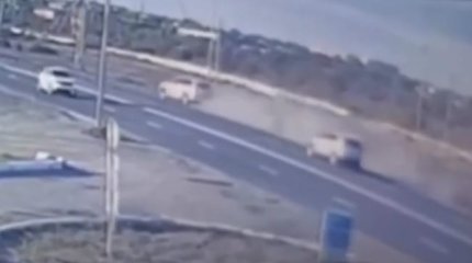 Невеста травмирована, мобилограф погиб: свадебный кортеж попал в ДТП в Улытау
