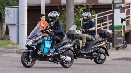 Енді мопедті тіркеу міндеттеледі