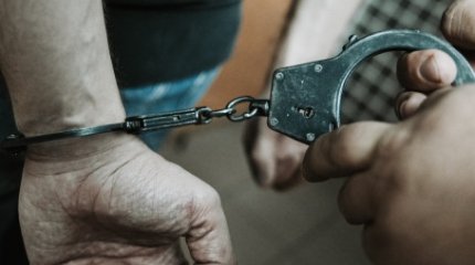 “Мені өлтіріп жатыр“. Ақтөбе облысында әріптесін атып жіберген қызметкерге үкім шықты