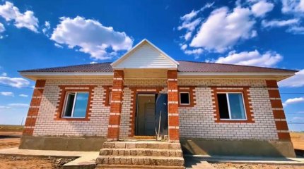 Ақтөбеде су тасқынынан зардап шеккен үйлердің құрылысы екі аптада аяқталады