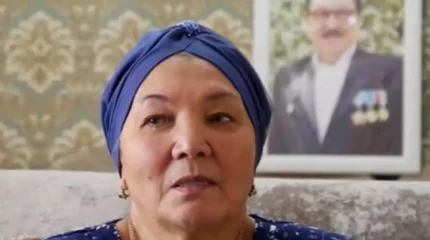 Ақжол Мейірбековтің жары марқұм қандай дертпен күрескенін айтып, көз жасына ерік берді