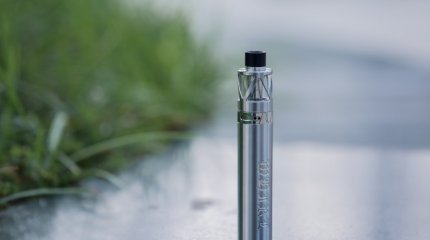 Вейпшоп организовал алматинец в стоматологии