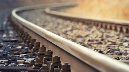 Мужчина погиб под колесами поезда в Шымкенте