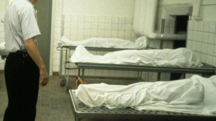 Трое детей скончались от отравления курицей и пельменями