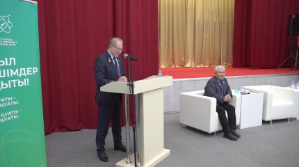 Члены Республиканского Народного штаба провели встречи с жителями Костанайской области