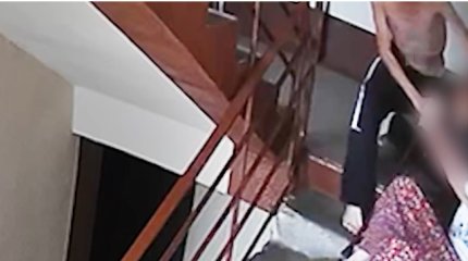 Изгонял бесов: сын более 40 раз ударил пожилую мать молотком