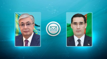 Токаев поздравил Сердара Бердымухамедова с Днем независимости Туркменистана