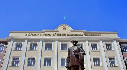 Ректора вуза в Шымкенте задержали за взятку